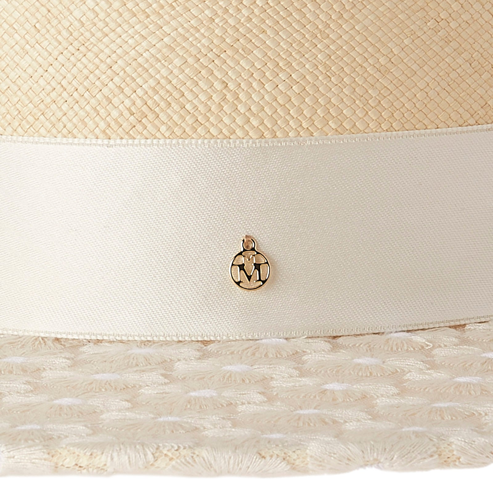 Lana - Capeline en paille avec un ruban satiné