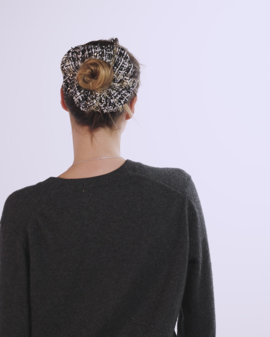 Load video: Vivi