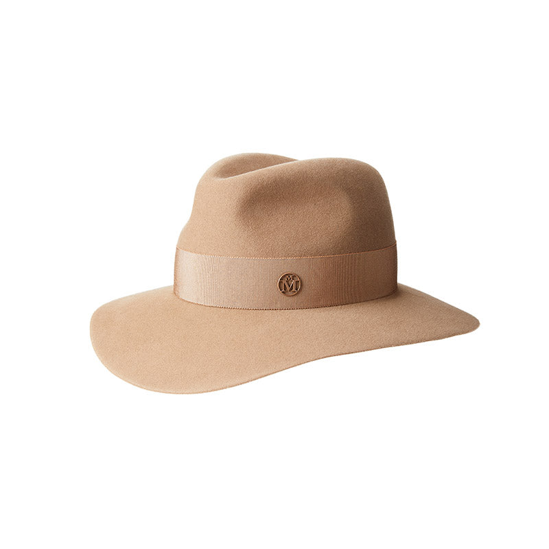 Henrietta - chapeau fedora waterproof en feutre de lapin camel.