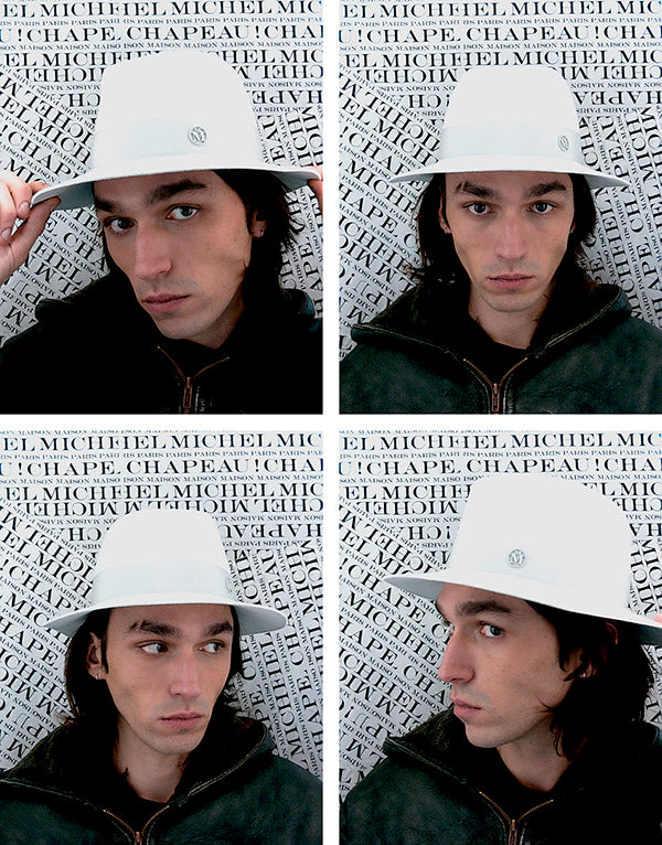 André - Fedora en feutre bleu glacé et un gros-grain ton sur ton.