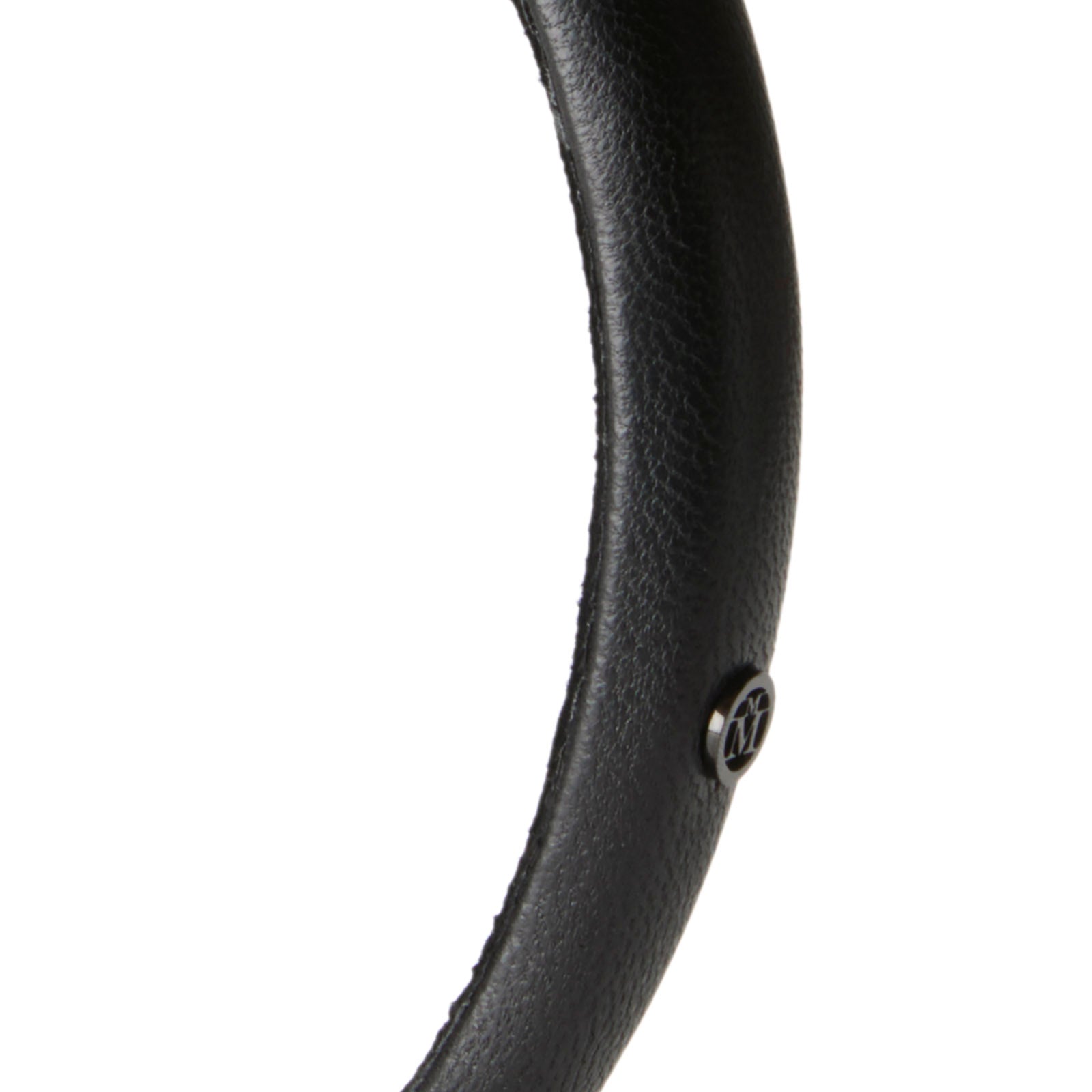 Hattaway - Accessoire de tête en cuir noir.