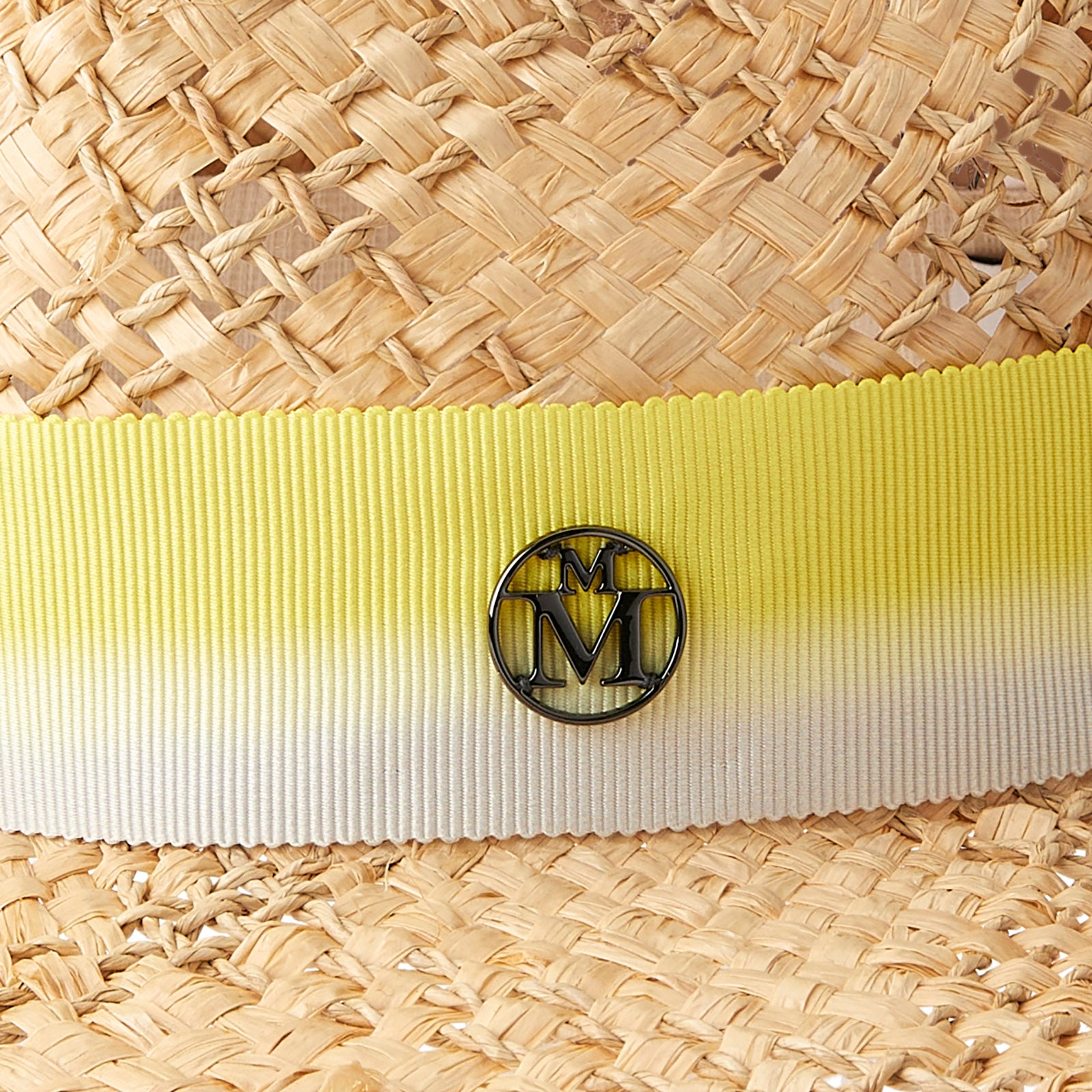 Henrietta - Fedora en paille raphia et son ruban tie & dye jaune.