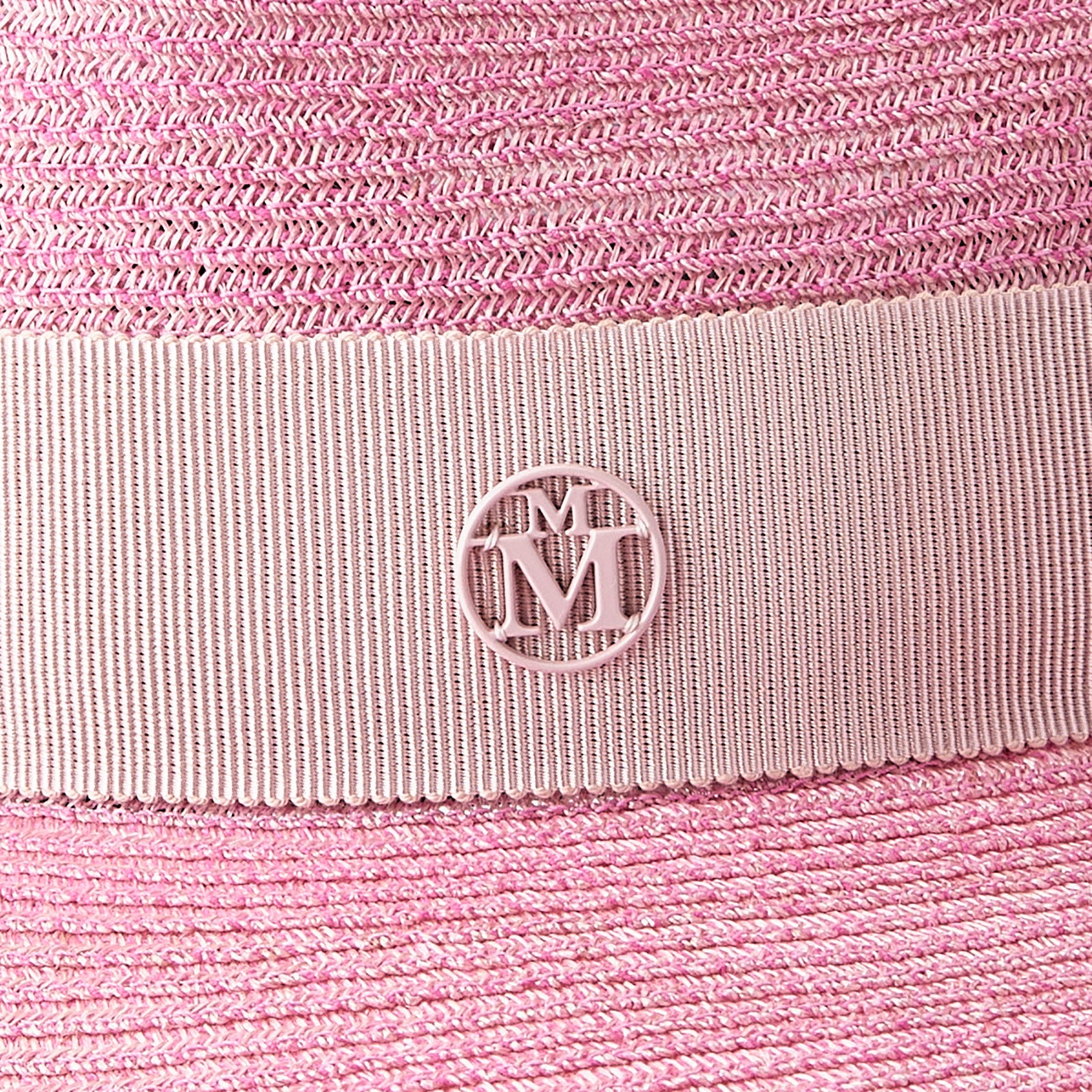 Henrietta - Fedora en paille couleur bubblegum avec un gros grain ton sur ton.