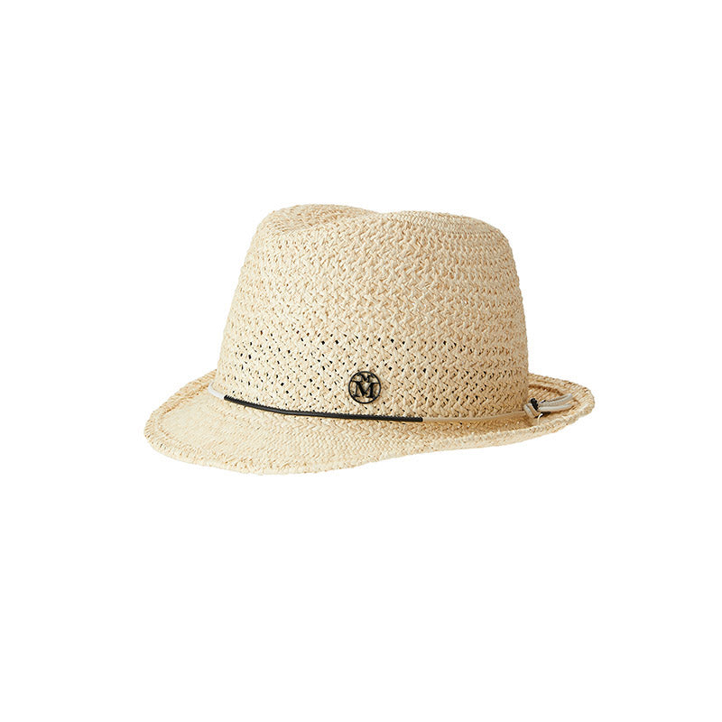 Karen - Chapeau trilby en paille avec un lacet en cuir beige et noir.