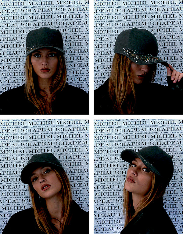 Nao - Casquette en denim patchwork brodée de strass.