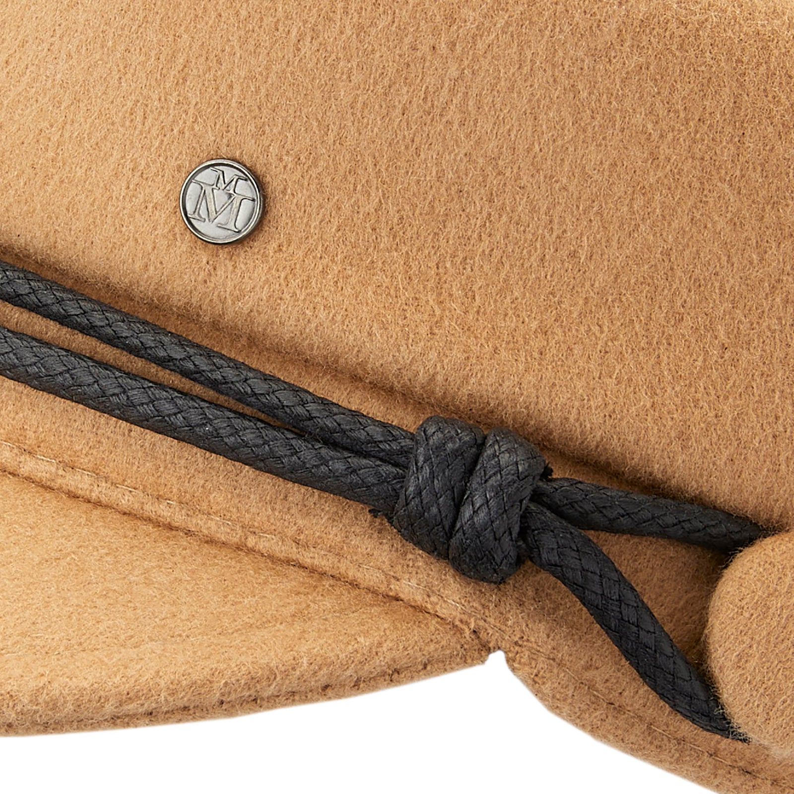 New Abby - Casquette en cachemire camel et son cordon noir.