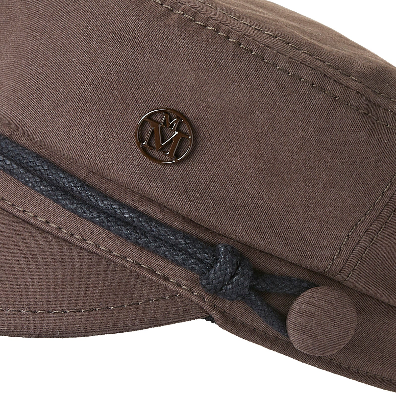 New Abby - Casquette en tissu marron foncé.