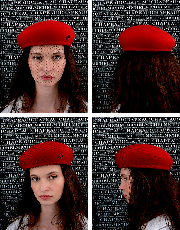 Béret en feutre rouge et voilette