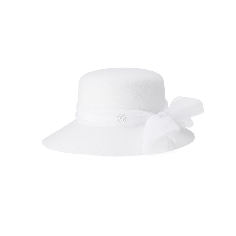 New Kendall - chapeau cloche blanc avec ruban de satin.