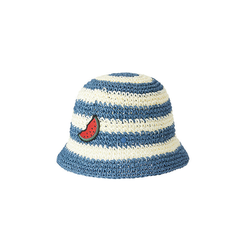 Pablo - Cloche en paille papier crochetée bleue et blanche avec un patch pastèque.
