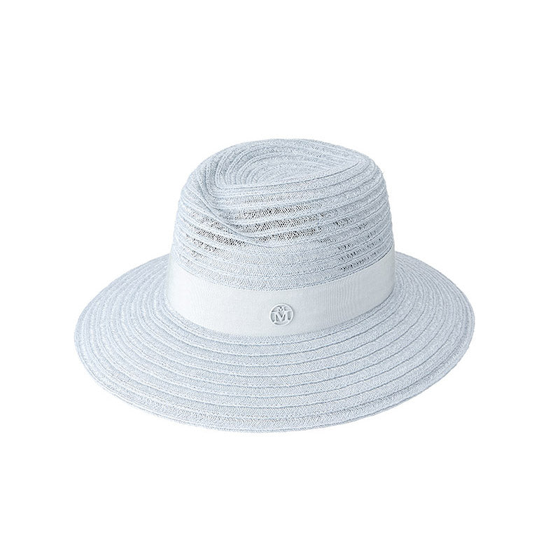 Virginie - Fedora en paille bleu glacé avec un ruban ton sur ton.