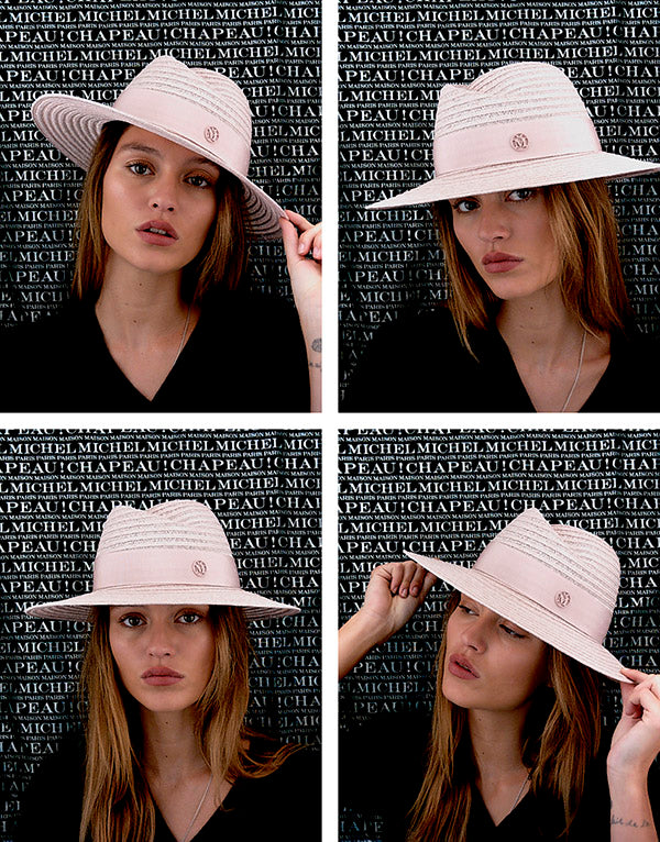 Virginie - Fedora en paille rose orné d’un ruban ton sur ton.