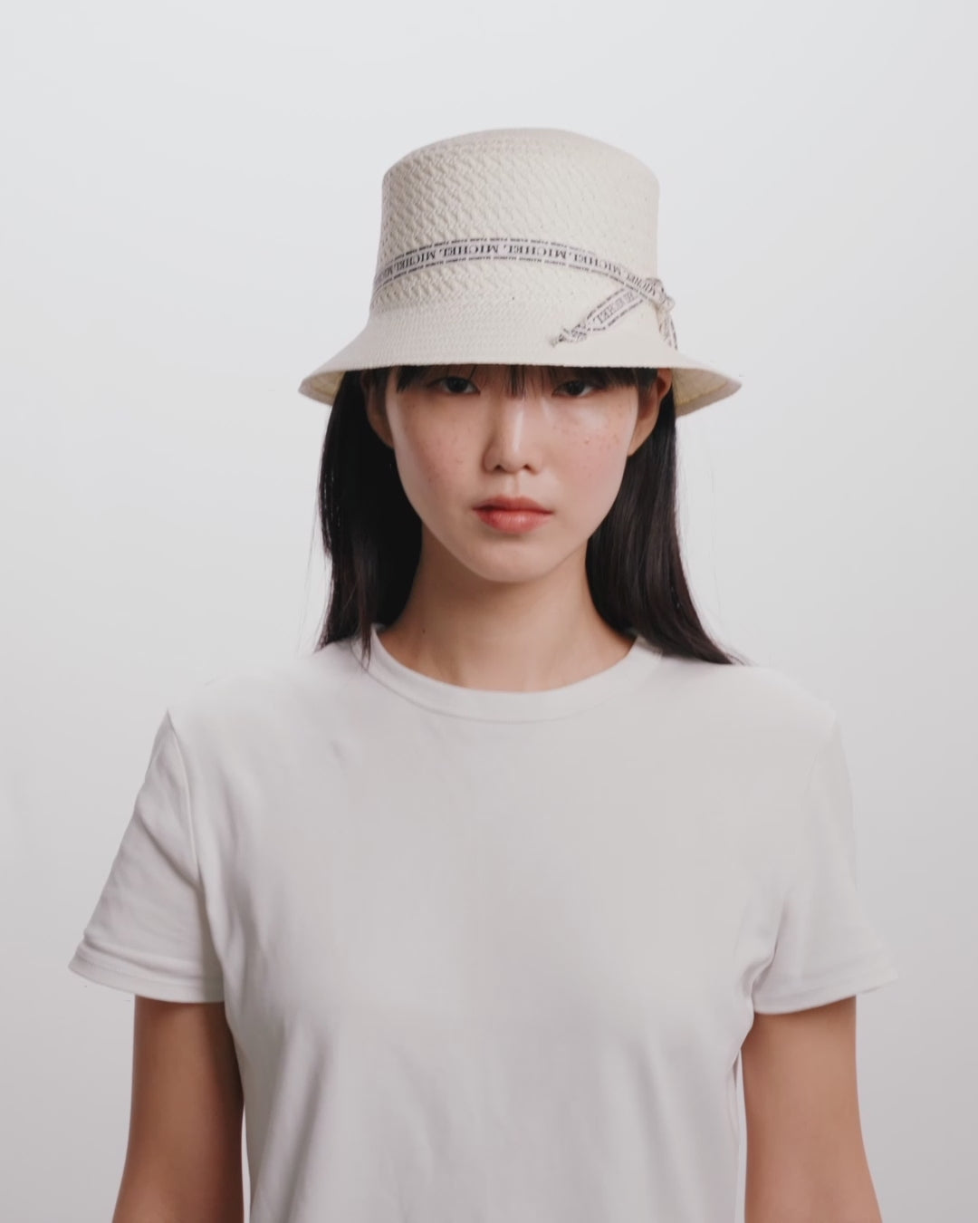 Charger la vidéo : Axel