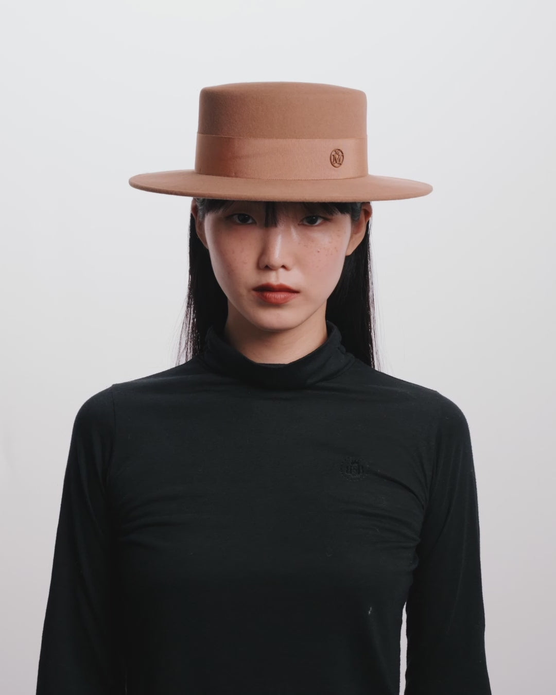 Charger la vidéo : Kiki