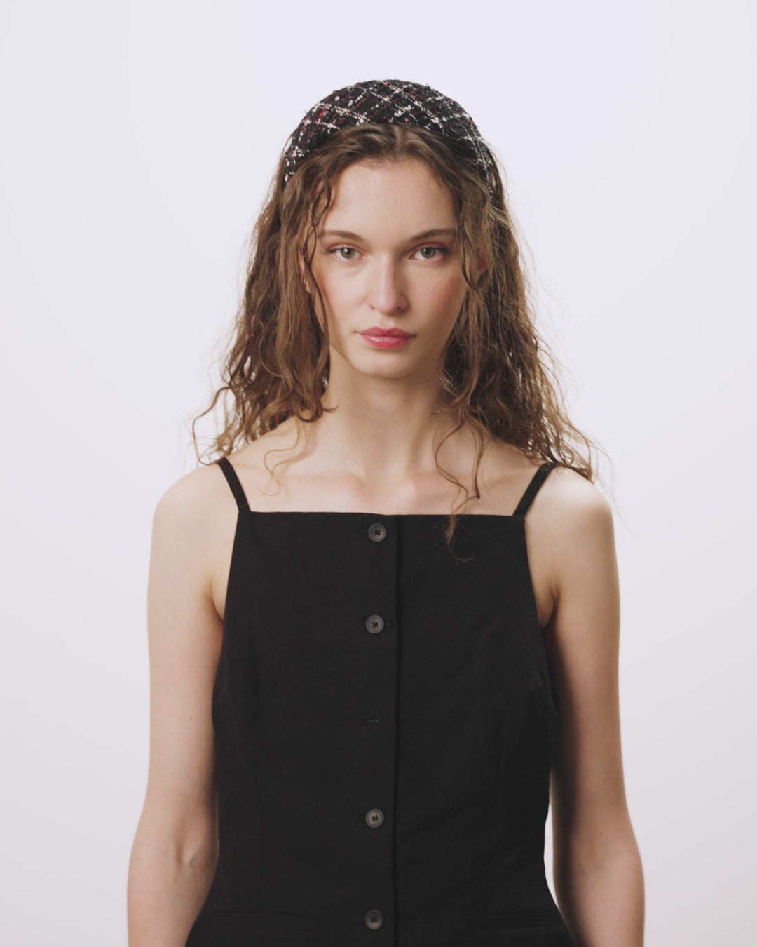 Load video: Elizabeth