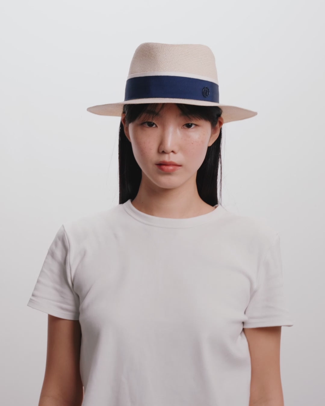 Charger la vidéo : André