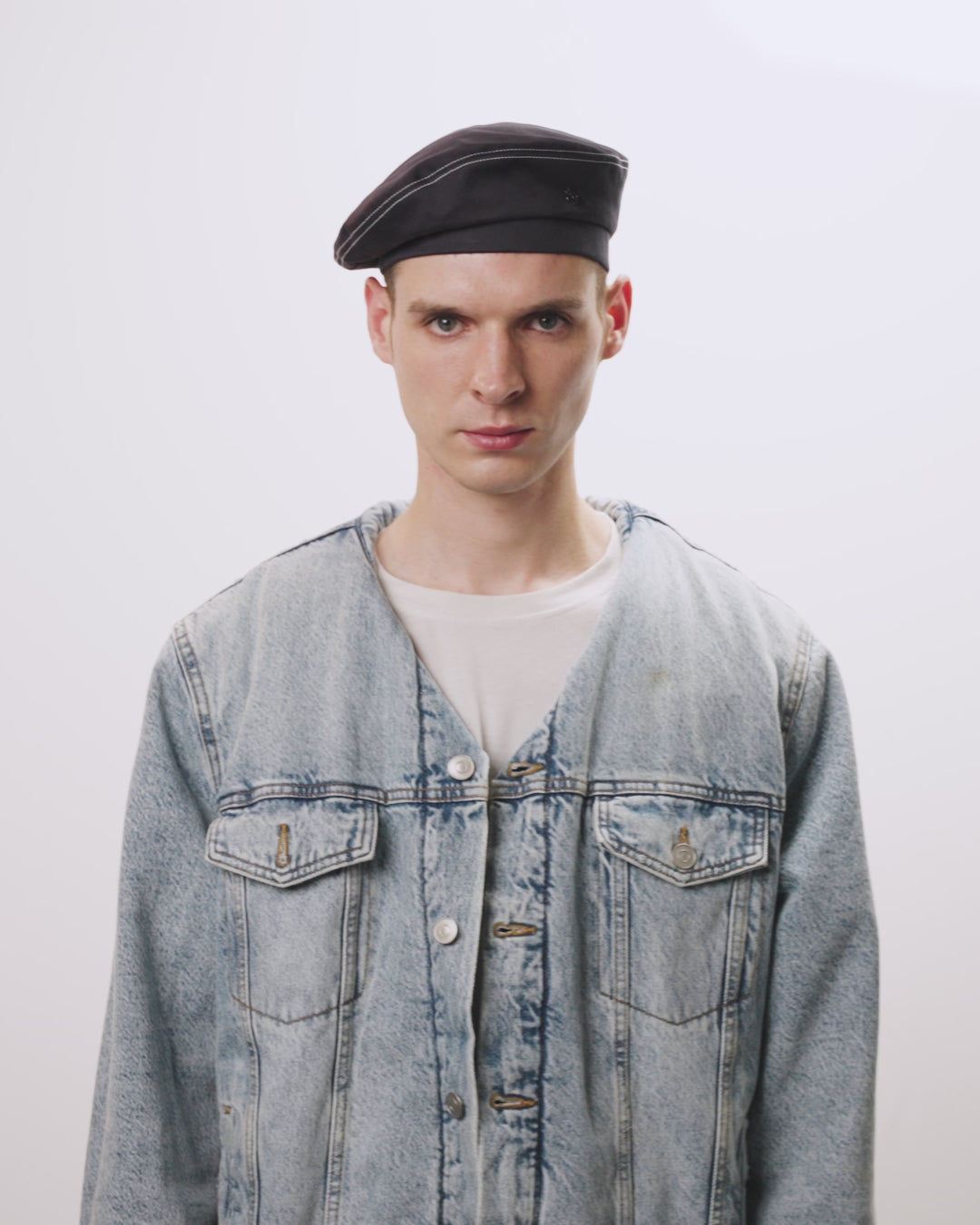 Load video: New Billy