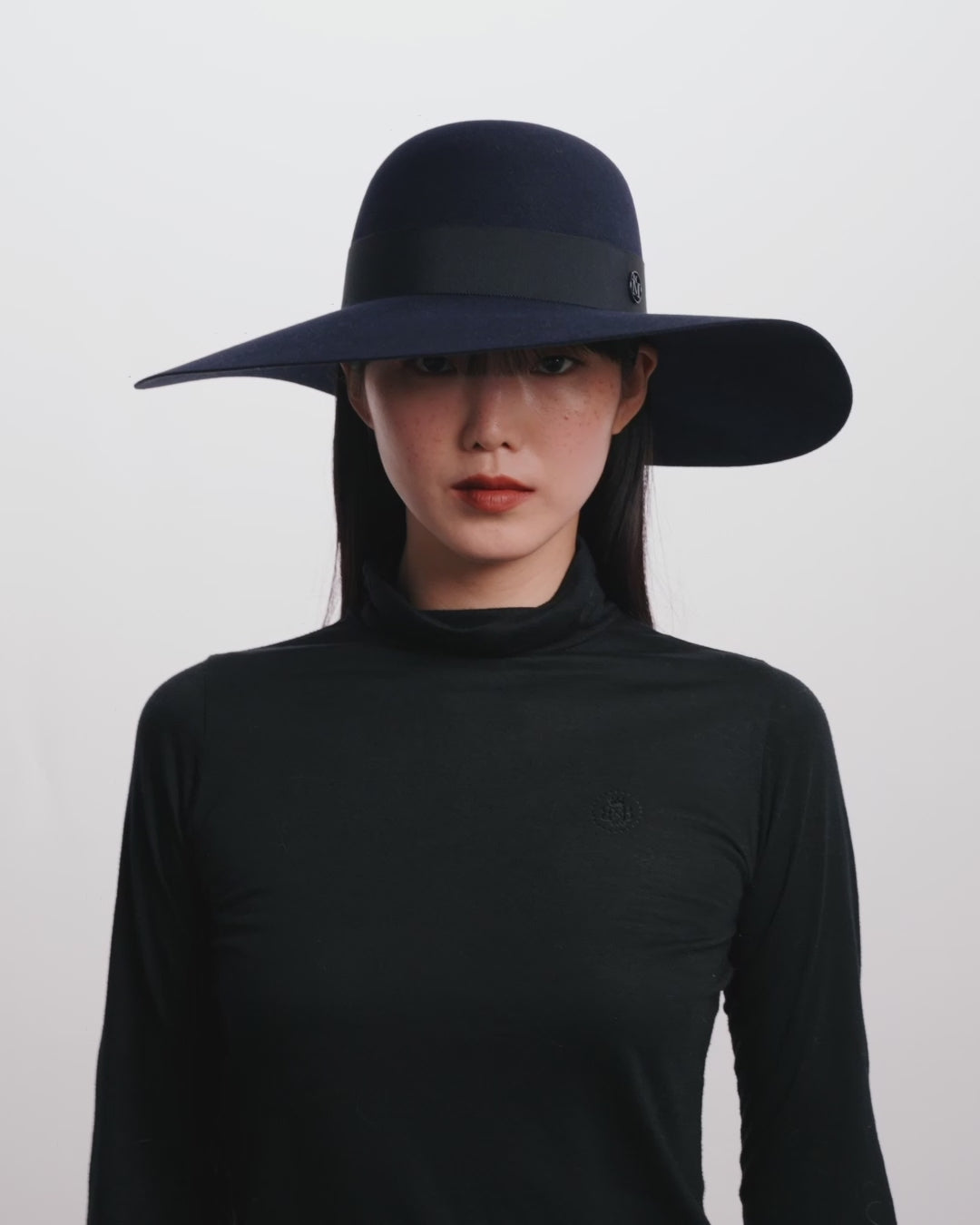 Charger la vidéo : Blanche