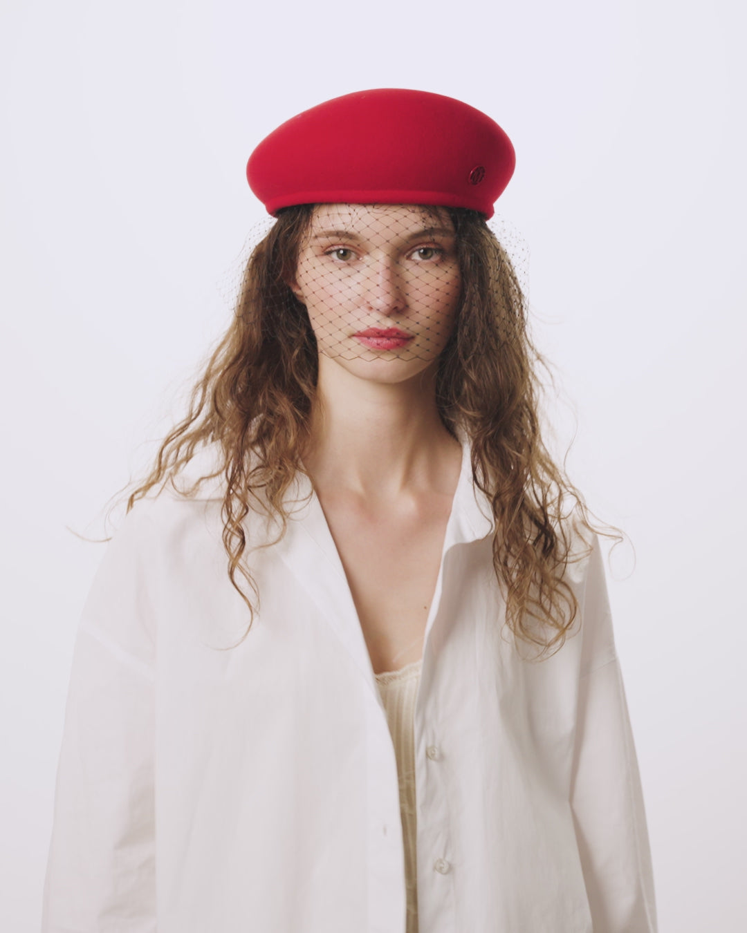 Load video: New Bonnie Veil