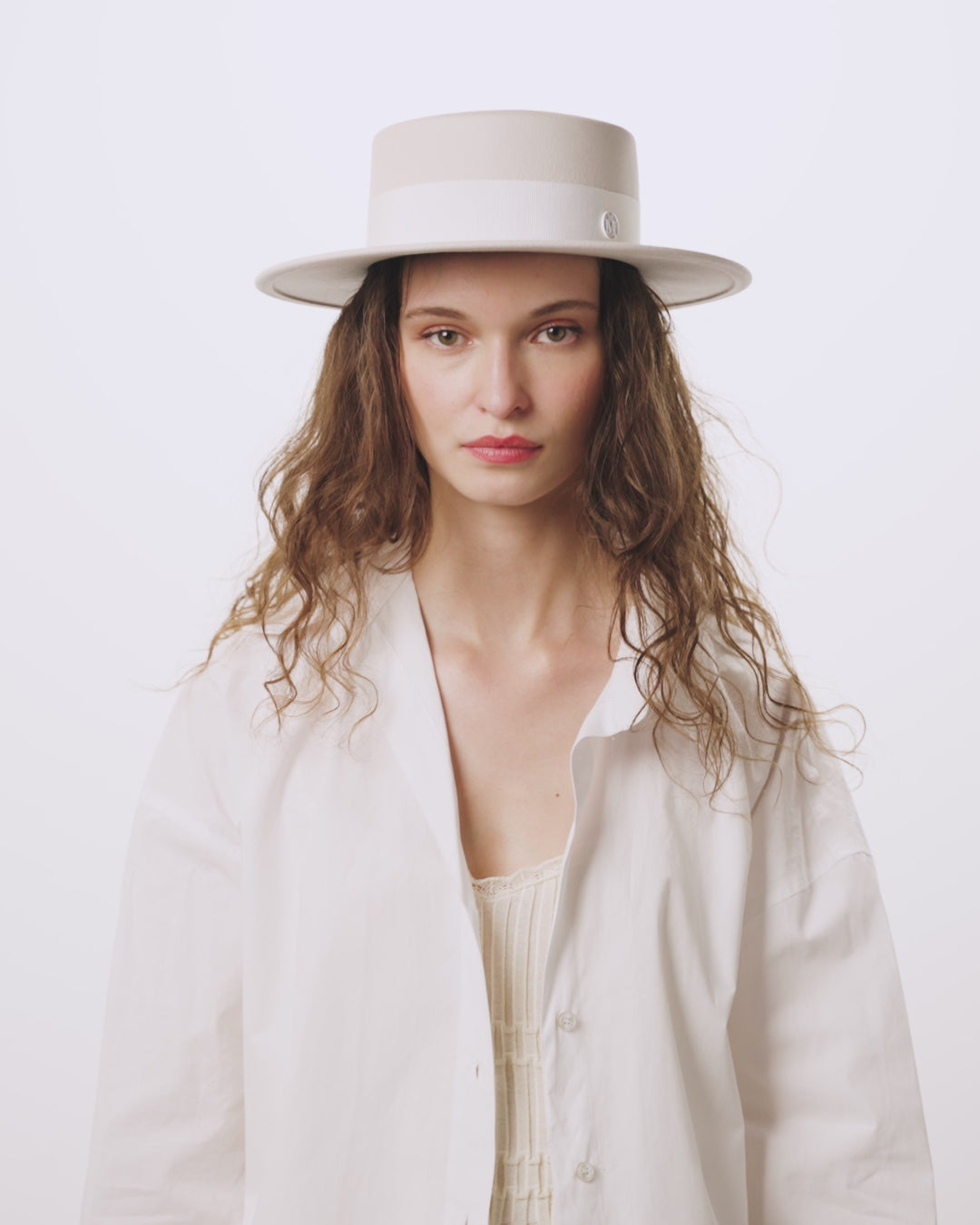 Charger la vidéo : Kiki