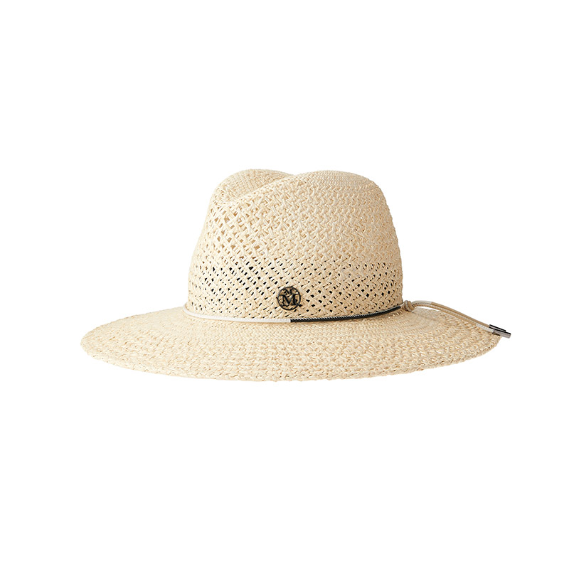 Fedora made of brisa straw with a black and beige leather lace