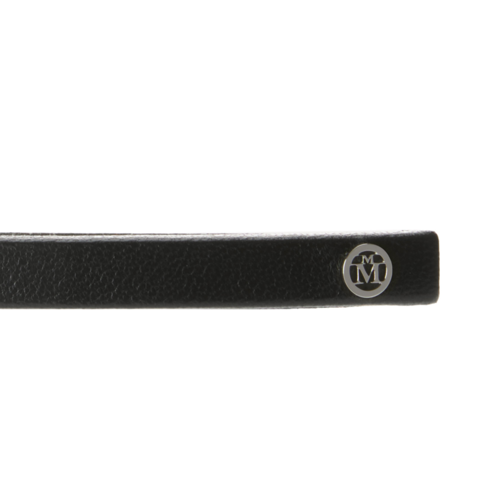 Head accessory in black leather