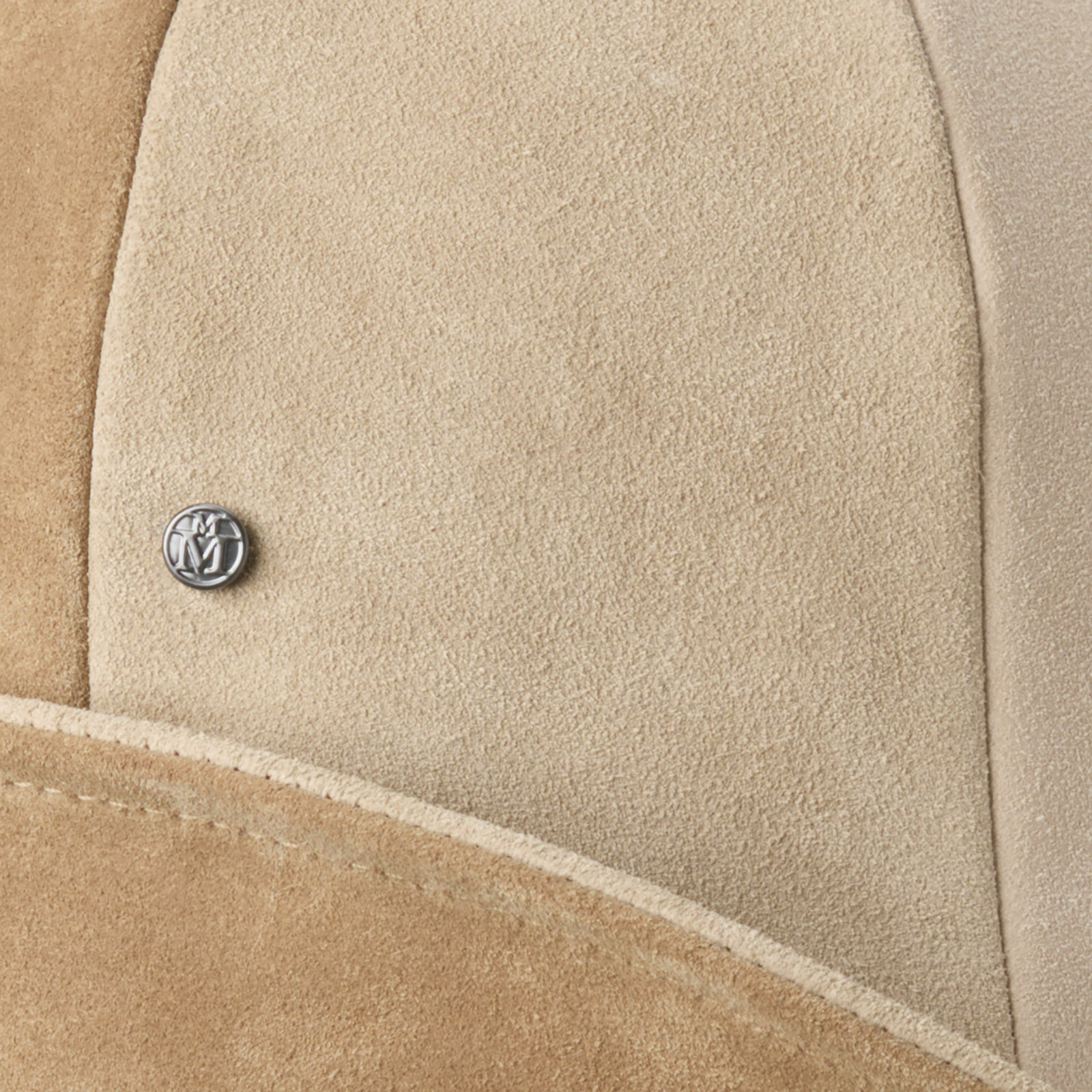 Chapeau cloche en cuir suédé patchwork
